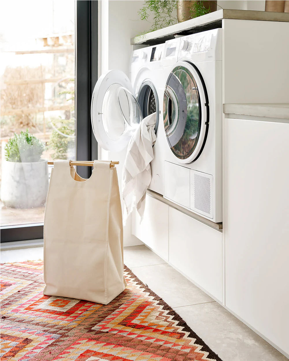 Boîte à linge élégante